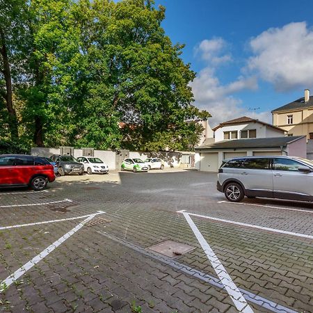 Avantgarde Apartments Plzen Bagian luar foto