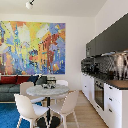 Avantgarde Apartments Plzen Bagian luar foto