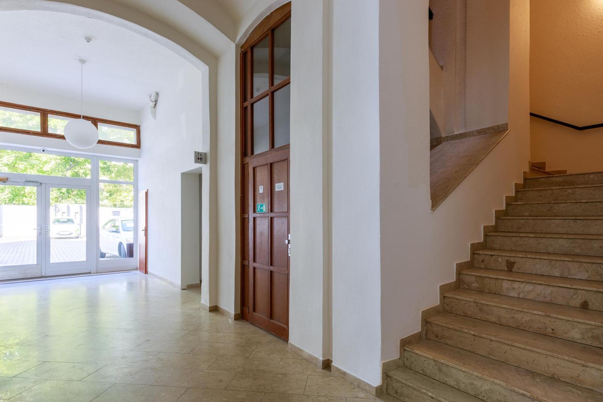 Avantgarde Apartments Plzen Bagian luar foto