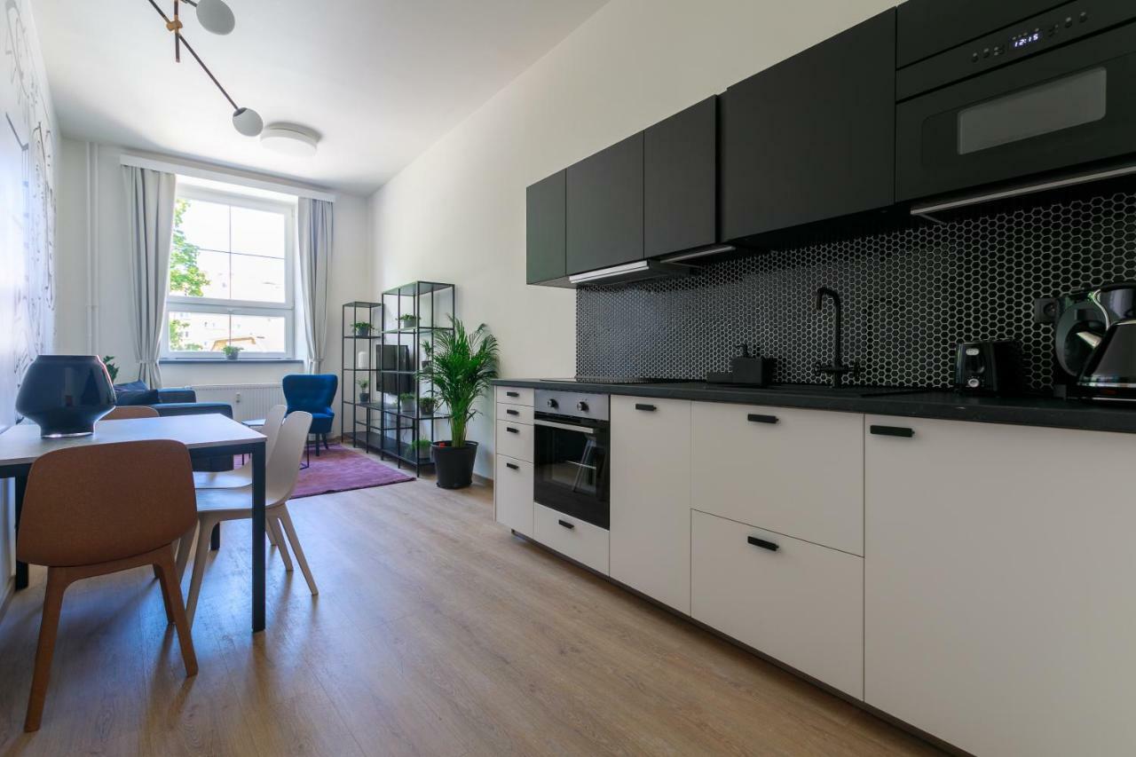 Avantgarde Apartments Plzen Bagian luar foto
