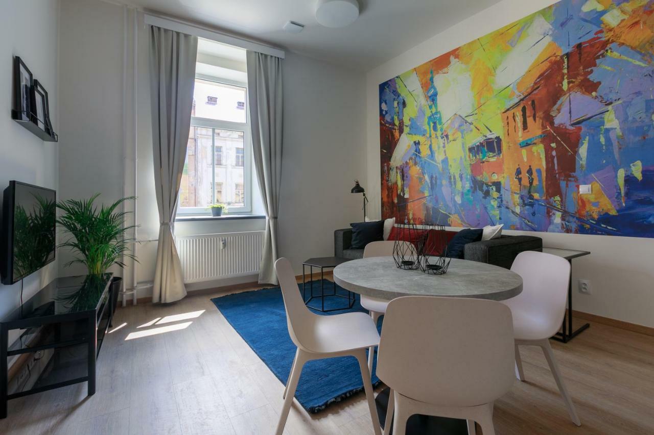 Avantgarde Apartments Plzen Bagian luar foto